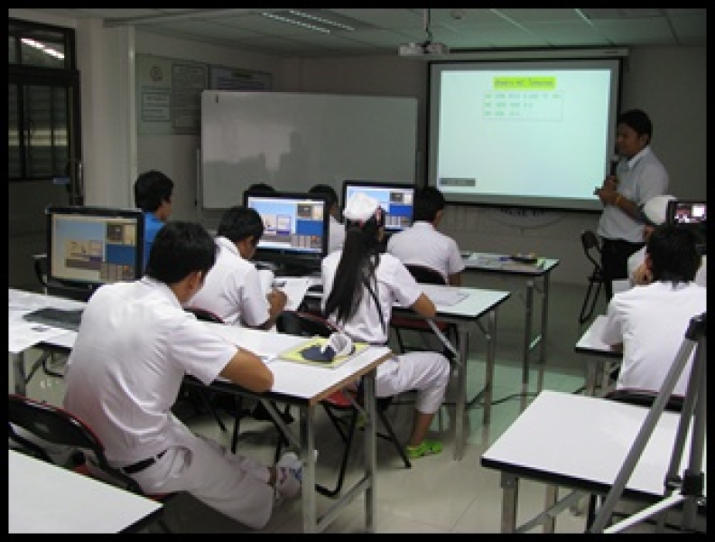 อบรม CNC Lathe Machine 2012